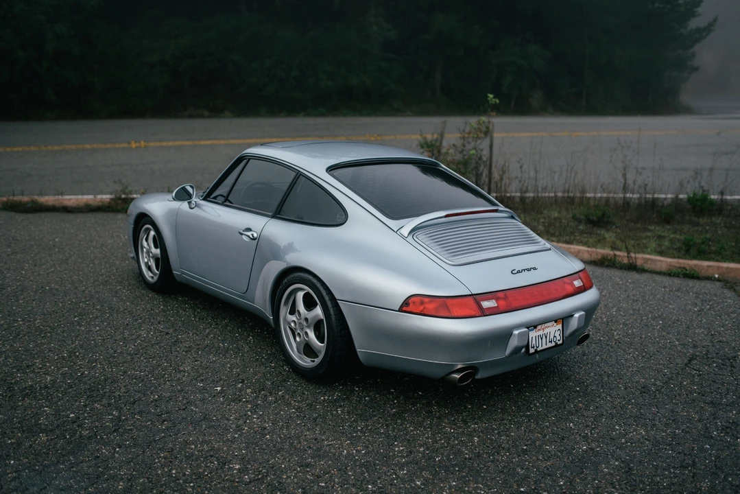 1995 Porsche 993 Carrera - Image 8 of 31