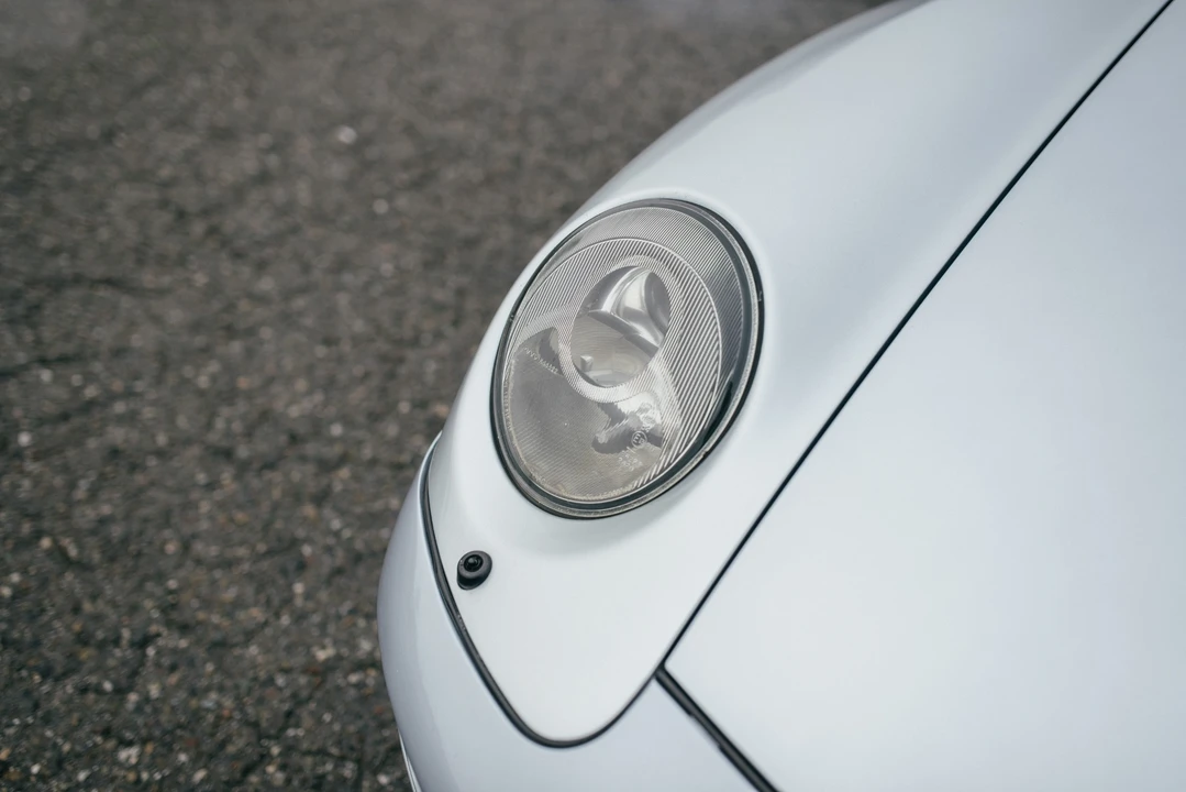 1995 Porsche 993 Carrera - Image 24 of 31
