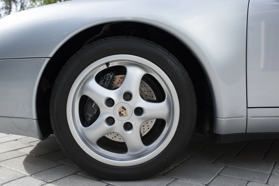 1995 Porsche 993 Carrera - Image 18 of 31