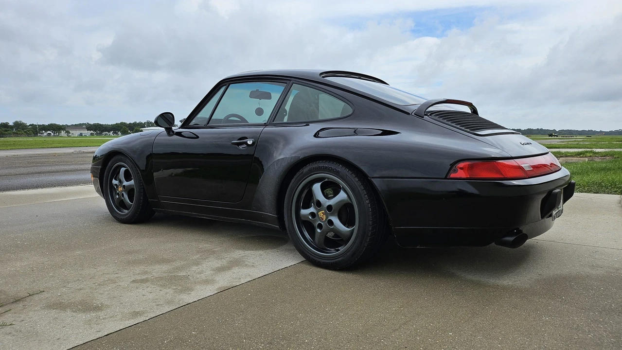 1995 Porsche 993 Carrera - Image 10 of 31