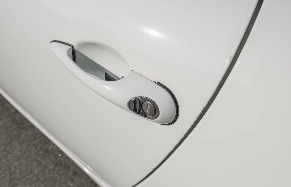 1995 Porsche 993 Carrera - Image 16 of 31