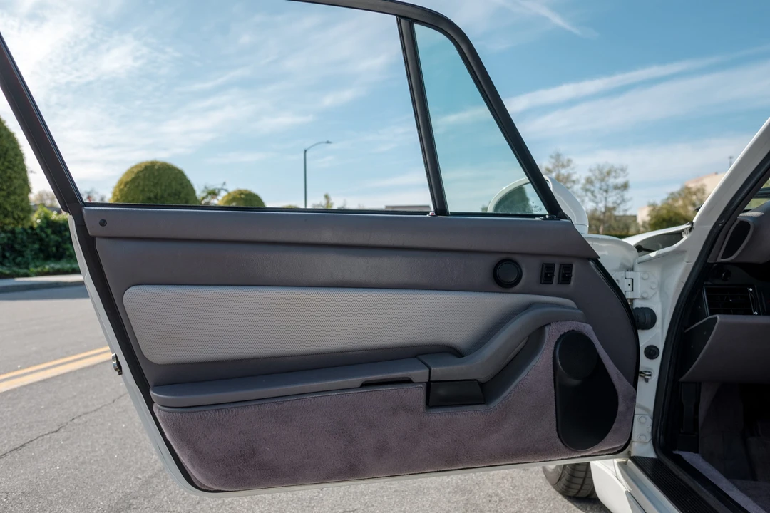 1995 Porsche 993 Carrera - Image 23 of 31