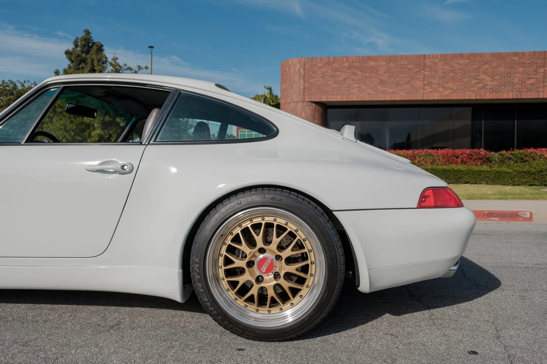 1995 Porsche 993 Carrera - Image 8 of 31