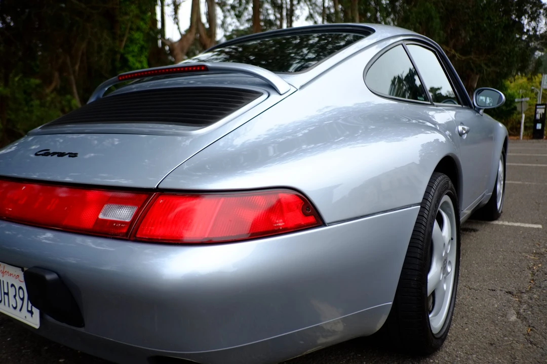 1995 Porsche 993 Carrera - Image 11 of 31