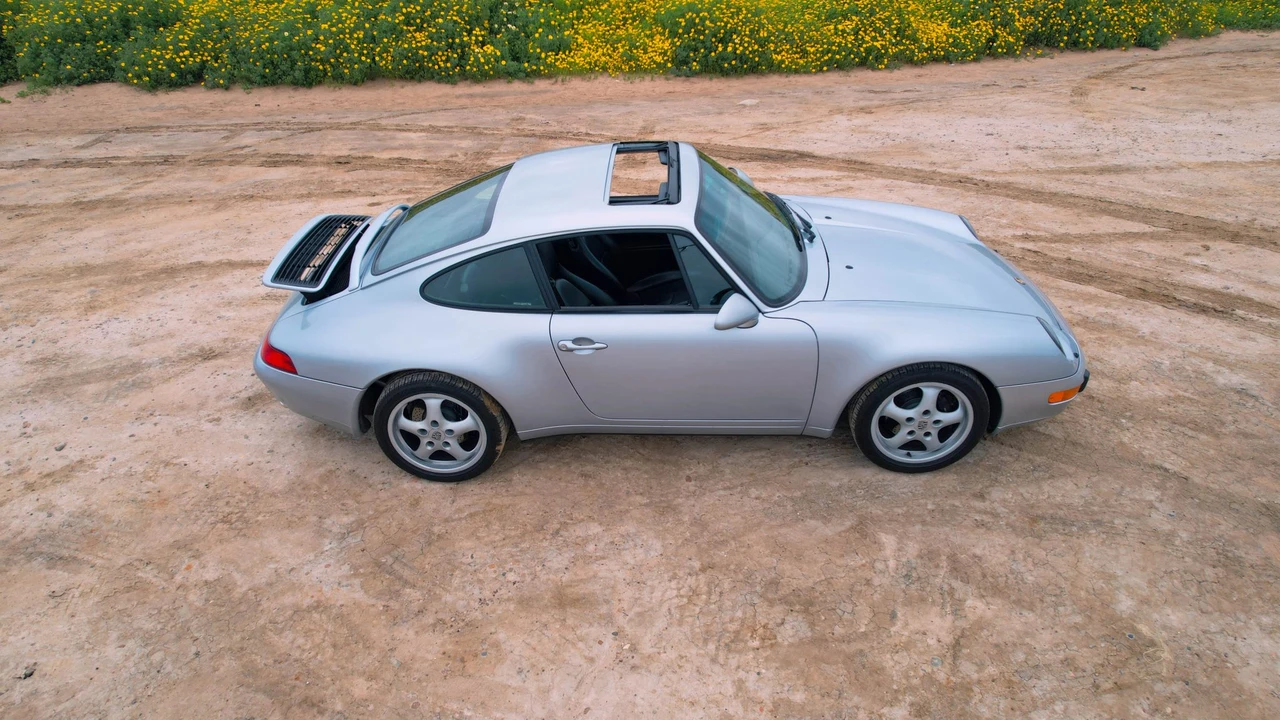 1995 Porsche 993 Carrera - Image 25 of 31