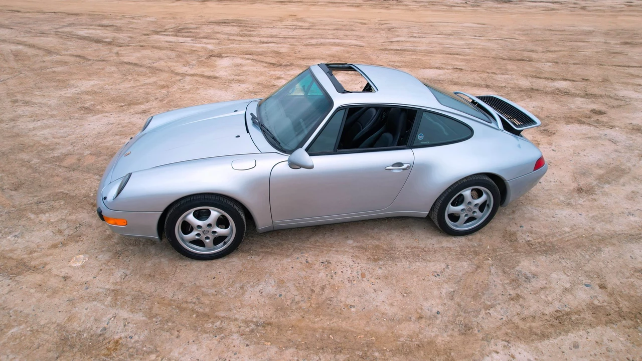 1995 Porsche 993 Carrera - Image 8 of 31