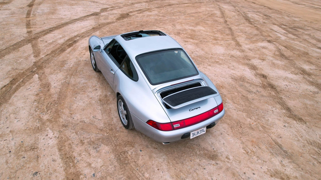 1995 Porsche 993 Carrera - Image 14 of 31
