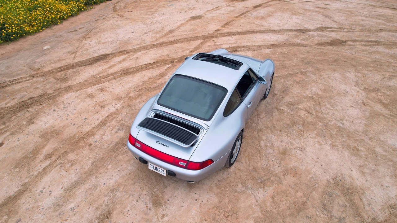 1995 Porsche 993 Carrera - Image 16 of 31