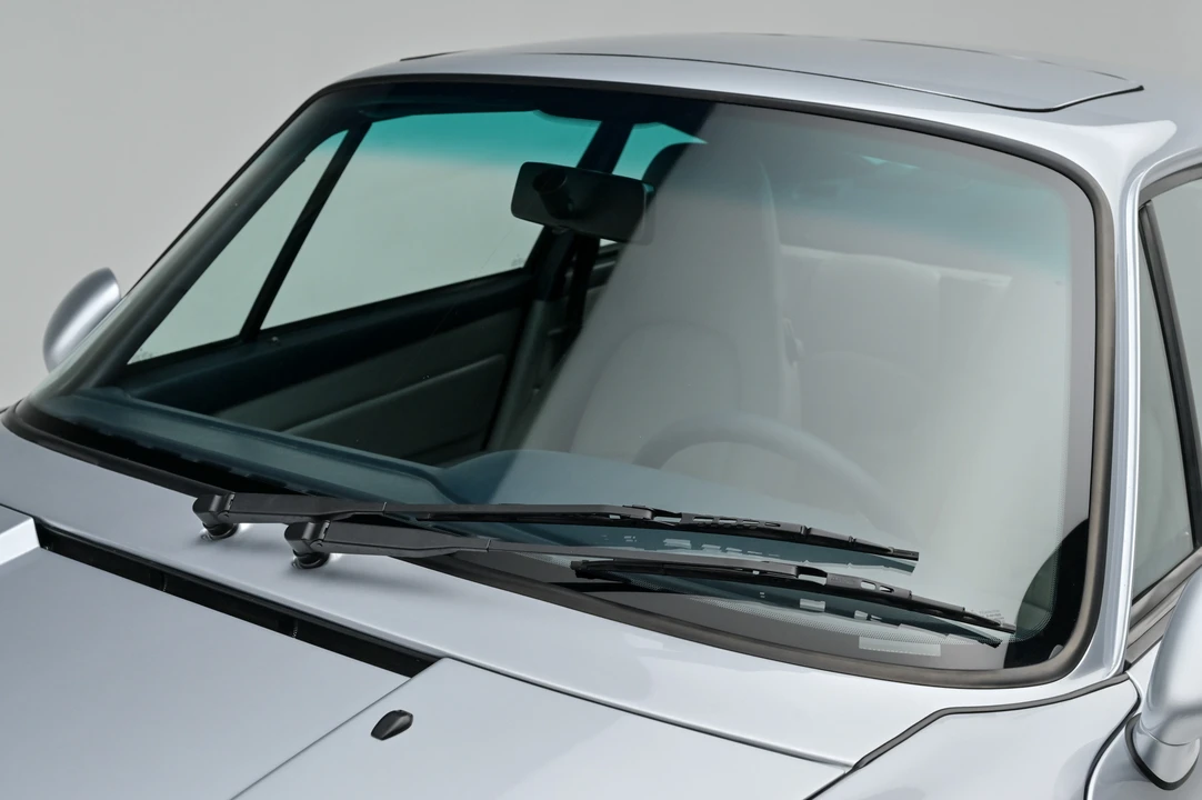 1995 Porsche 993 Carrera - Image 15 of 31