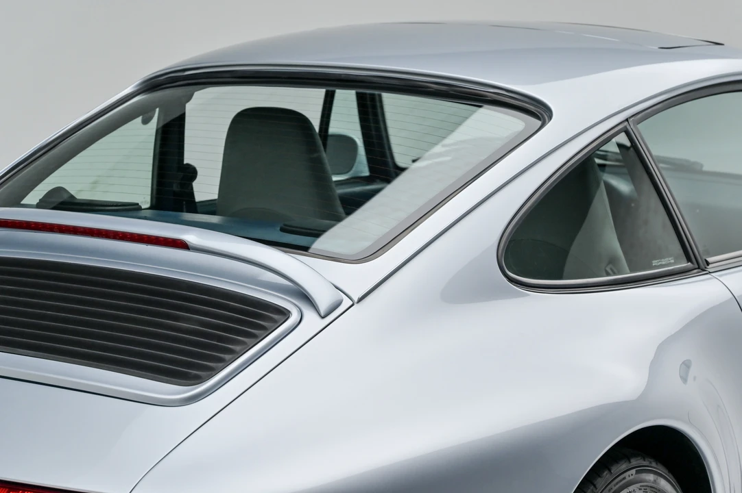 1995 Porsche 993 Carrera - Image 28 of 31