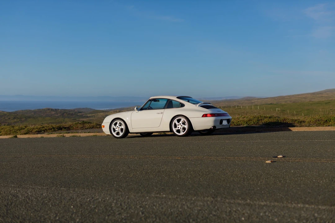 1995 Porsche 993 Carrera - Image 6 of 31