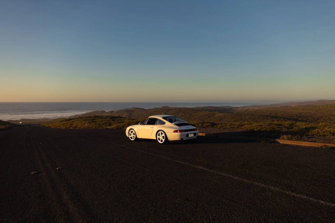 1995 Porsche 993 Carrera - Image 8 of 31