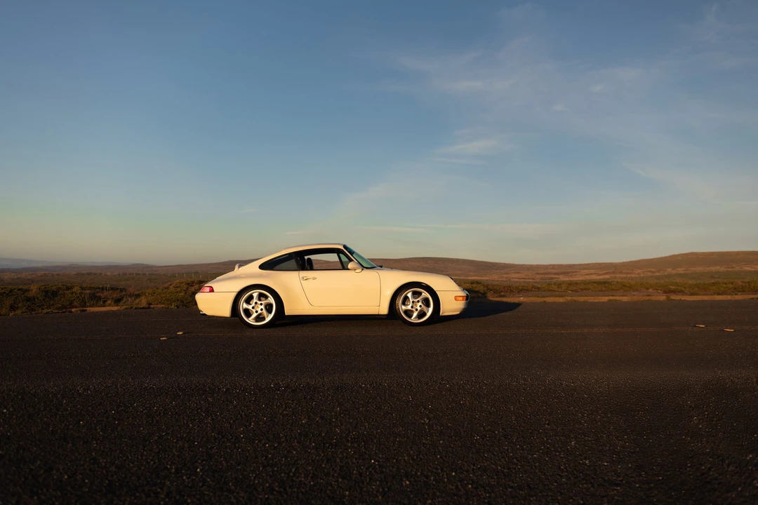1995 Porsche 993 Carrera - Image 14 of 31
