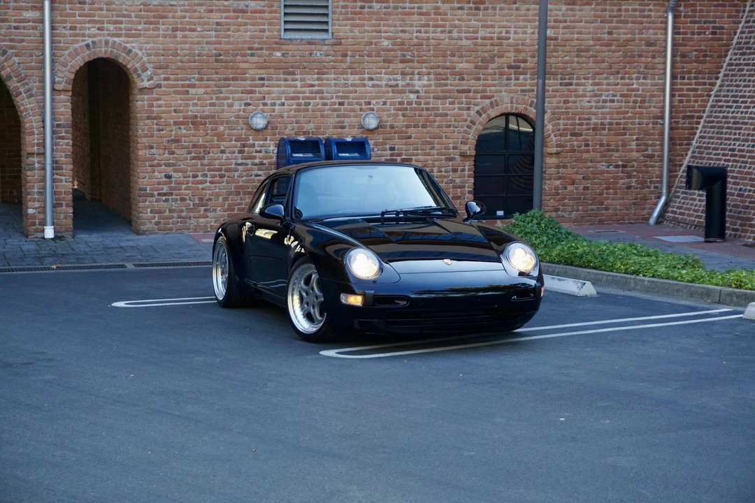 1995 Porsche 993 Carrera - Image 12 of 31