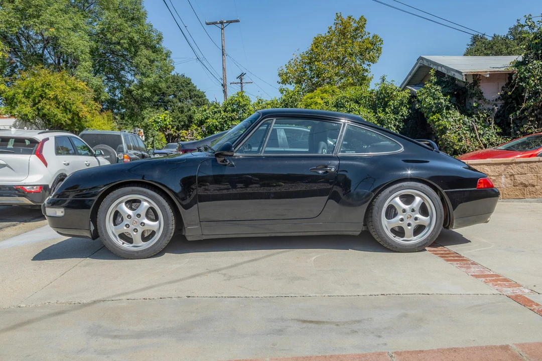 1995 Porsche 993 Carrera - Image 11 of 31