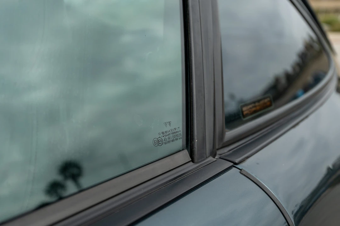 1995 Porsche 993 Carrera - Image 31 of 31