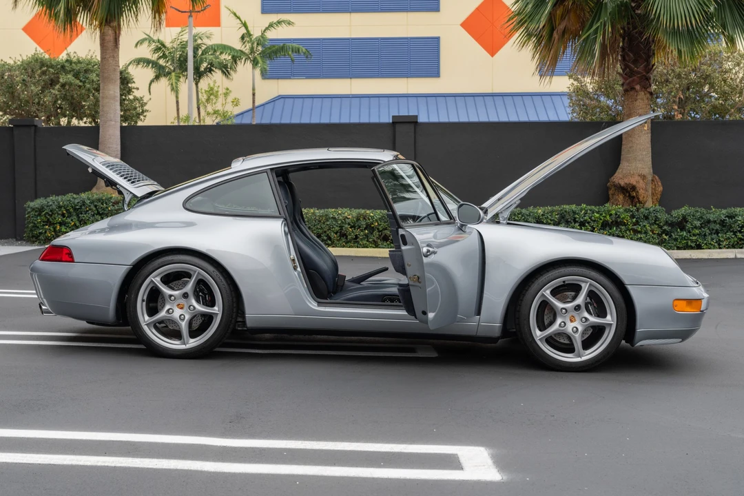 1995 Porsche 993 Carrera - Image 10 of 31