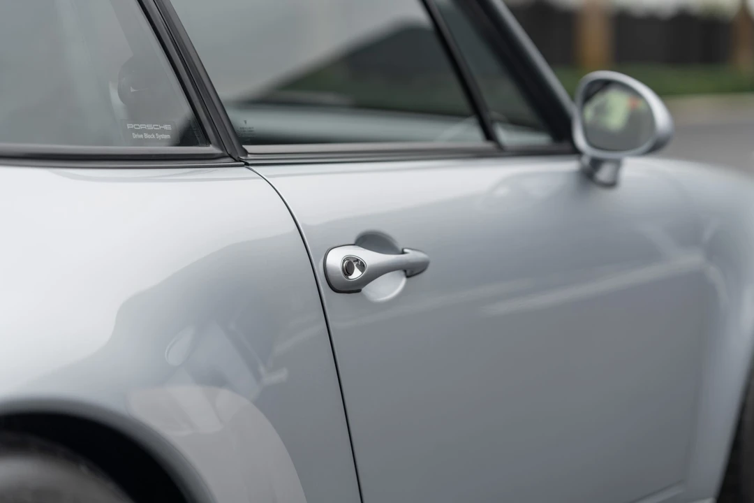 1995 Porsche 993 Carrera - Image 25 of 31