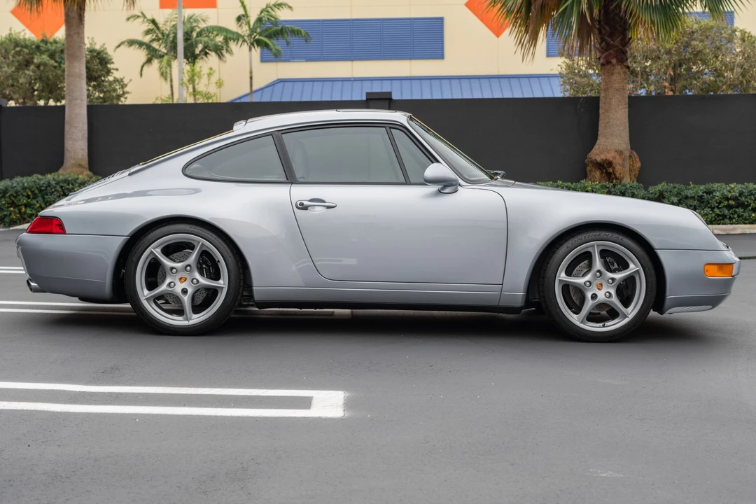 1995 Porsche 993 Carrera - Image 2 of 31