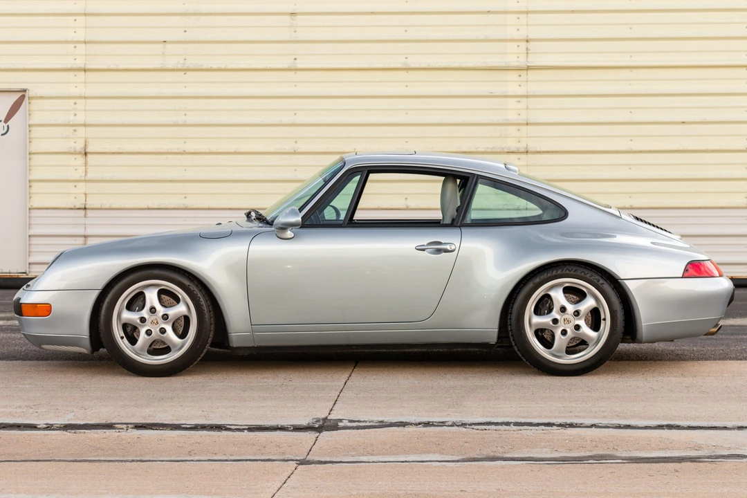 1995 Porsche 993 Carrera - Image 8 of 31
