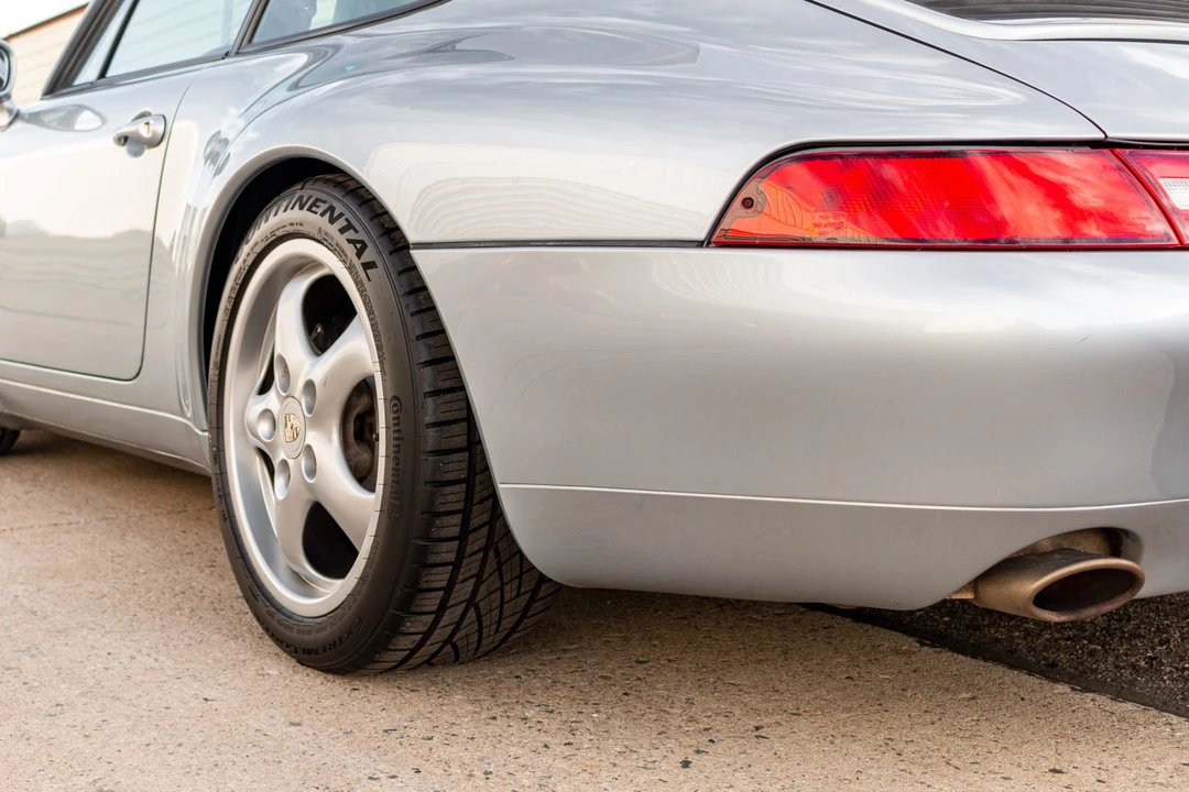 1995 Porsche 993 Carrera - Image 13 of 31