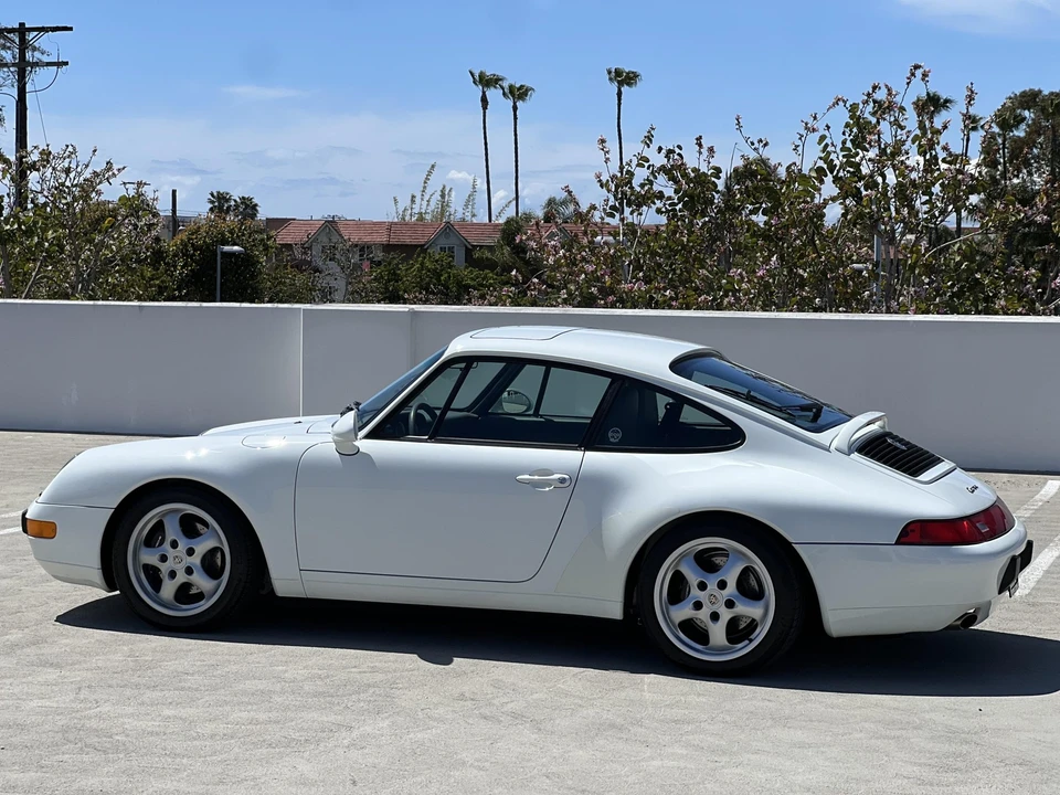 1995 Porsche 993 Carrera - Image 24 of 31