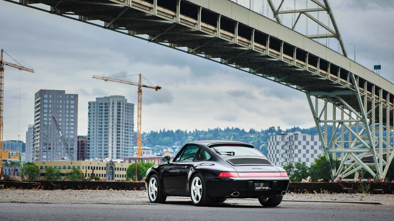 1995 Porsche 993 Carrera - Image 15 of 31