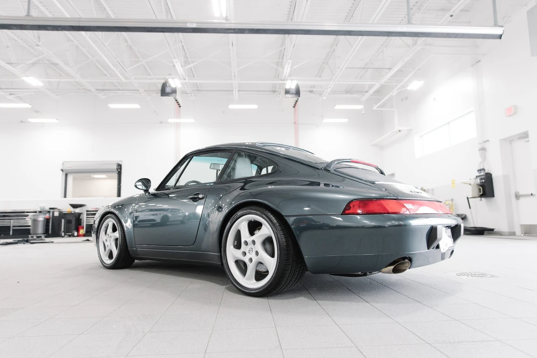 1995 Porsche 993 Carrera - Image 9 of 31