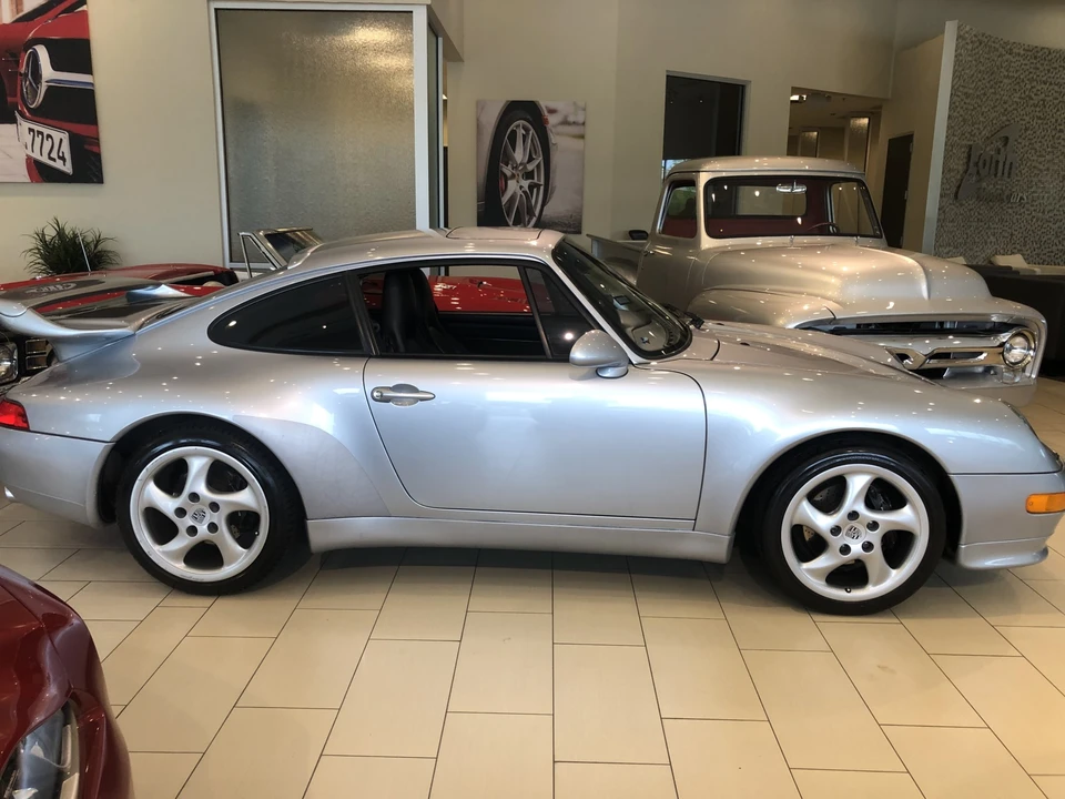 1995 Porsche 993 Carrera - Image 3 of 31