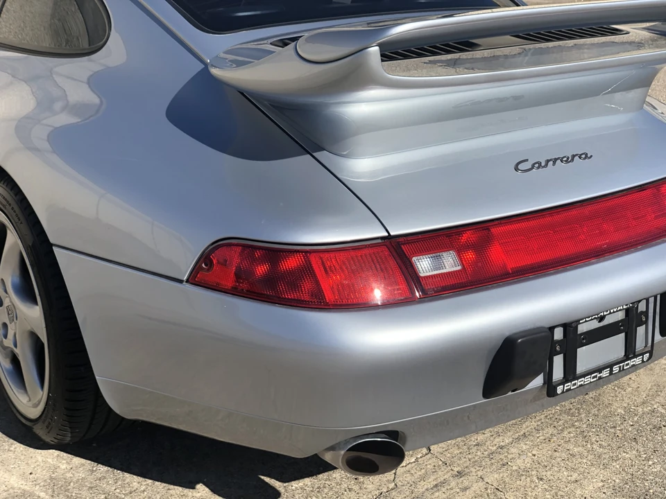 1995 Porsche 993 Carrera - Image 29 of 31
