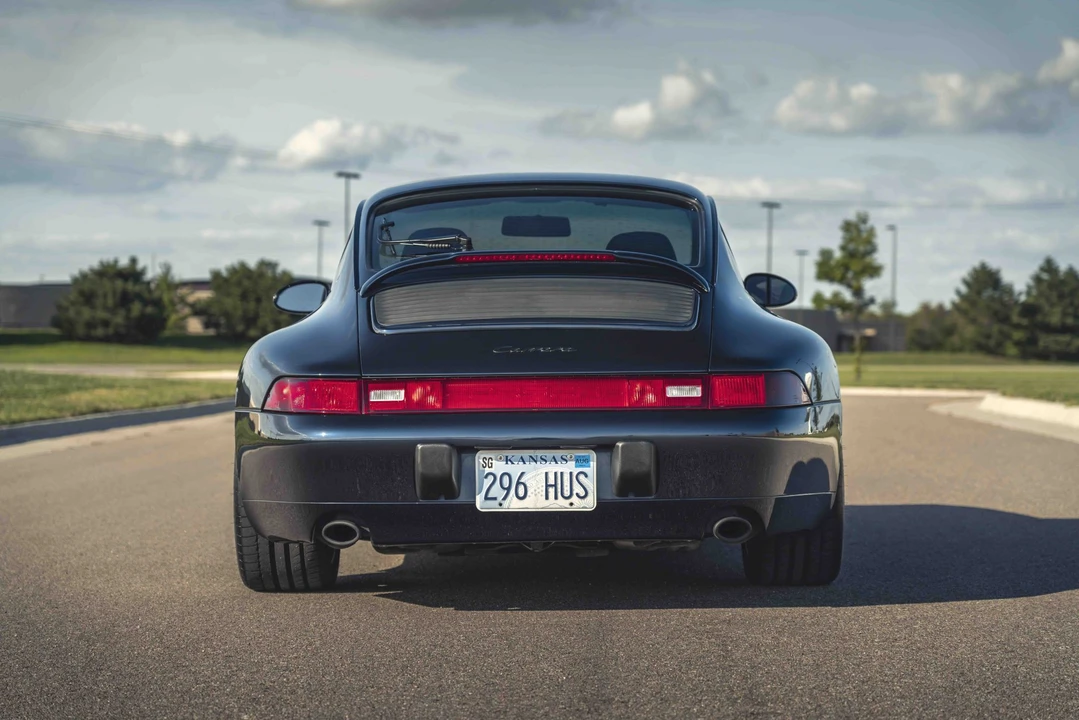 1995 Porsche 993 Carrera - Image 16 of 31