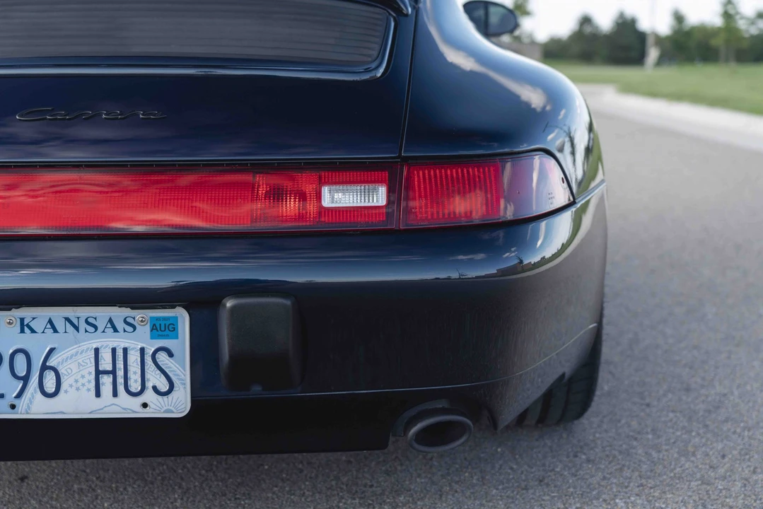 1995 Porsche 993 Carrera - Image 27 of 31