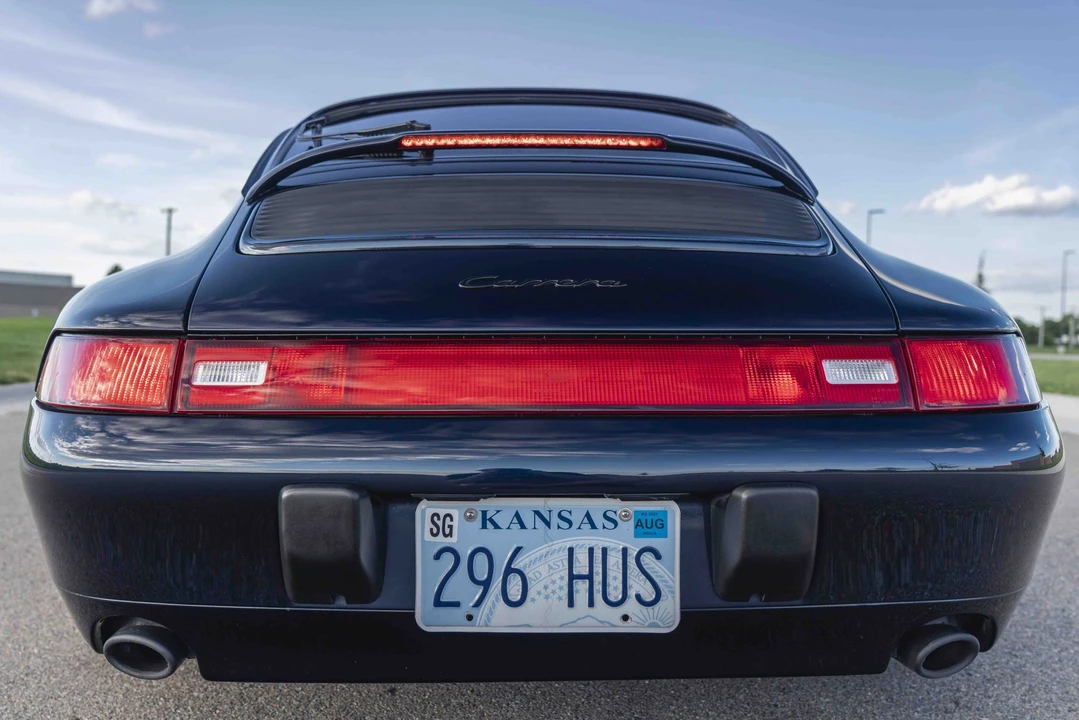 1995 Porsche 993 Carrera - Image 18 of 31