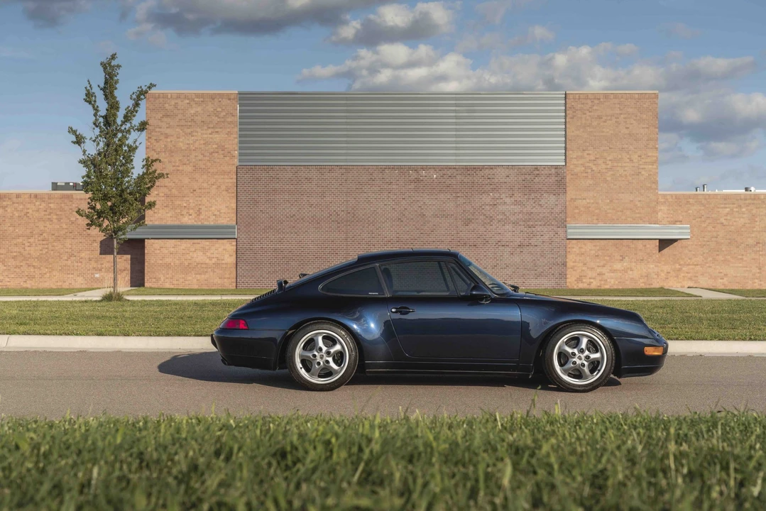 1995 Porsche 993 Carrera - Image 14 of 31