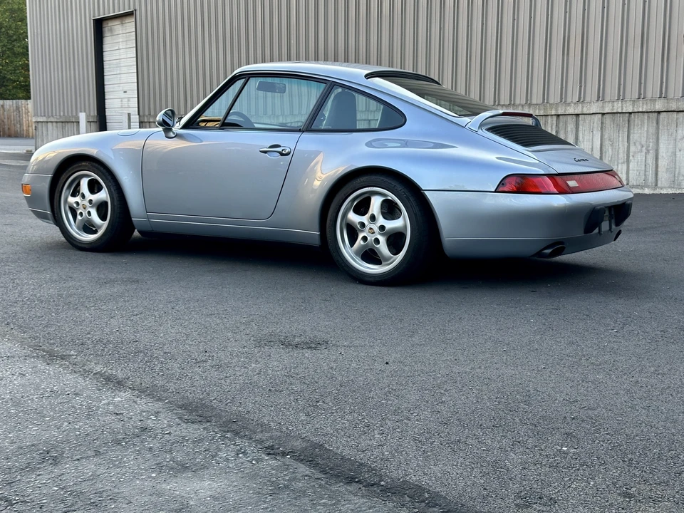 1995 Porsche 993 Carrera - Image 28 of 31