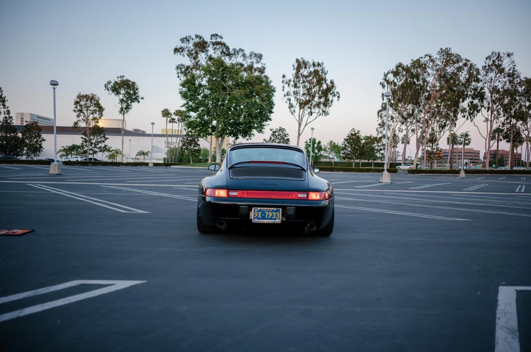 1995 Porsche 993 Carrera - Image 17 of 31