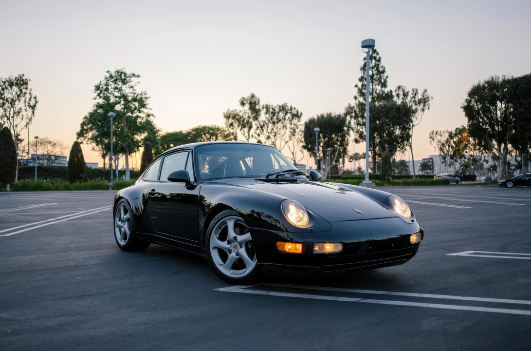 1995 Porsche 993 Carrera - Image 24 of 31
