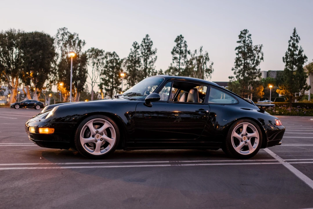 1995 Porsche 993 Carrera - Image 5 of 31