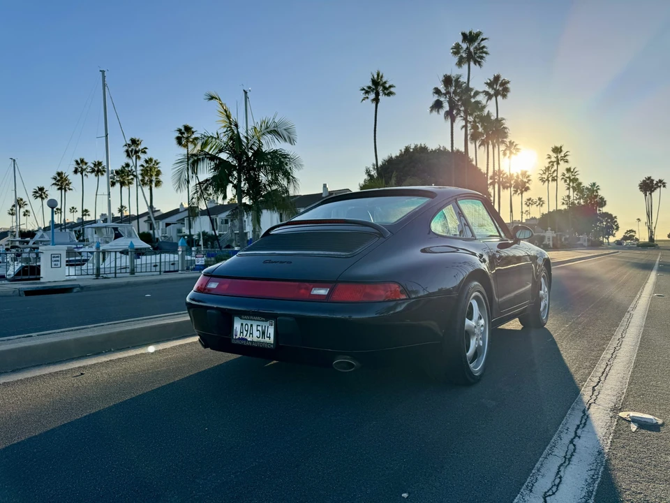 1995 Porsche 993 Carrera - Image 10 of 31
