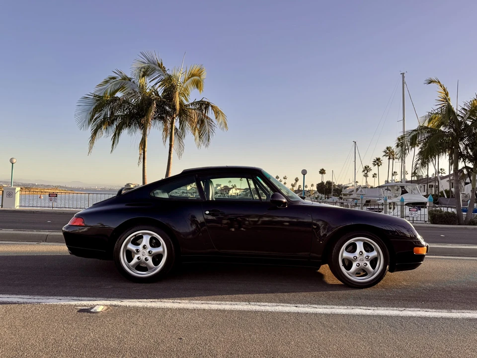 1995 Porsche 993 Carrera - Image 12 of 31