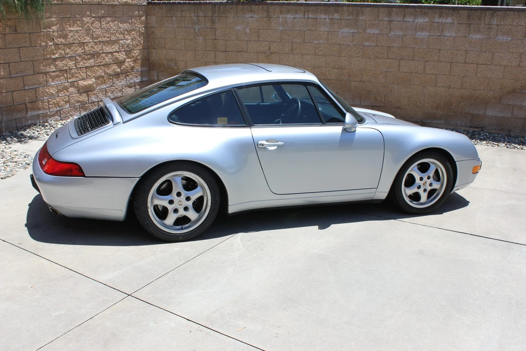 1995 Porsche 993 Carrera - Image 14 of 31