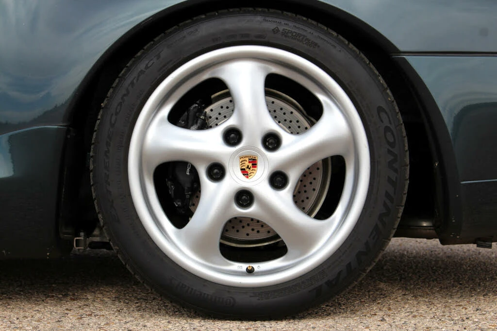1995 Porsche 993 Carrera - Image 28 of 31