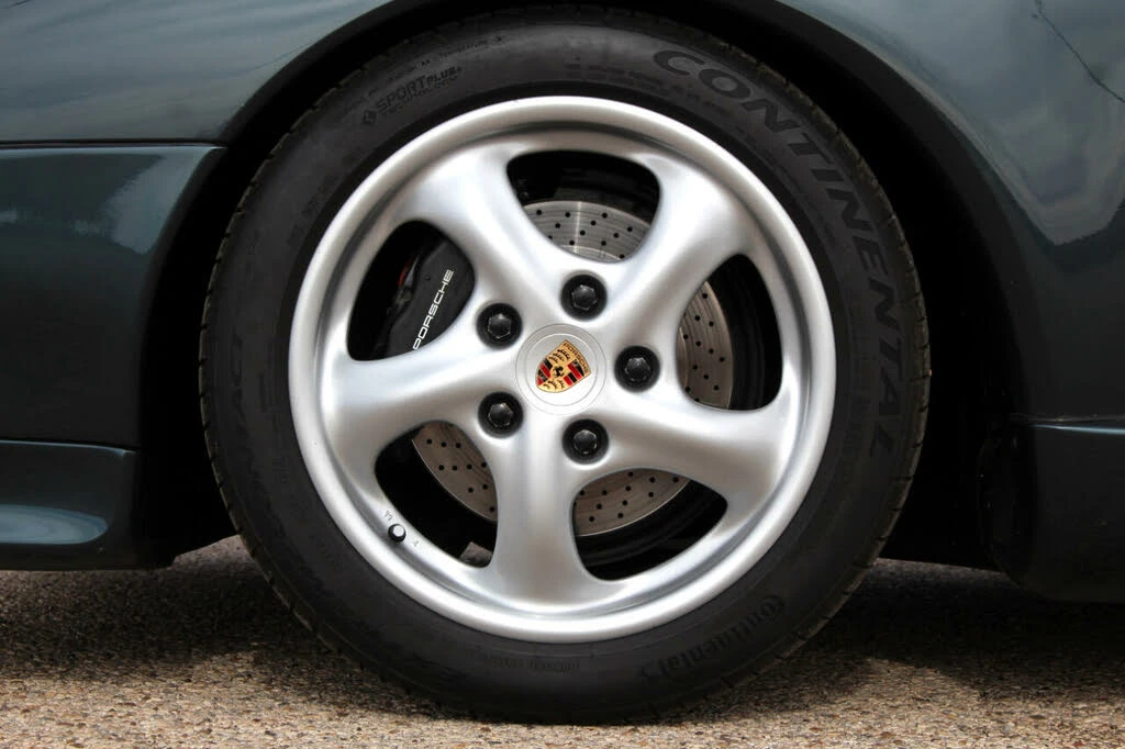 1995 Porsche 993 Carrera - Image 27 of 31