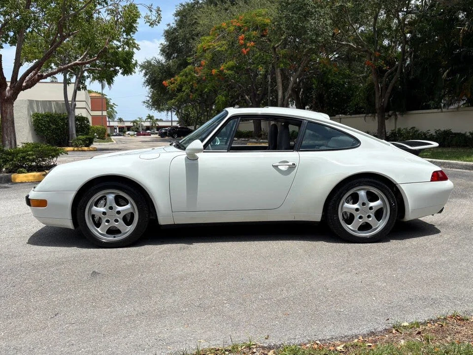 1995 Porsche 993 Carrera - Image 28 of 31