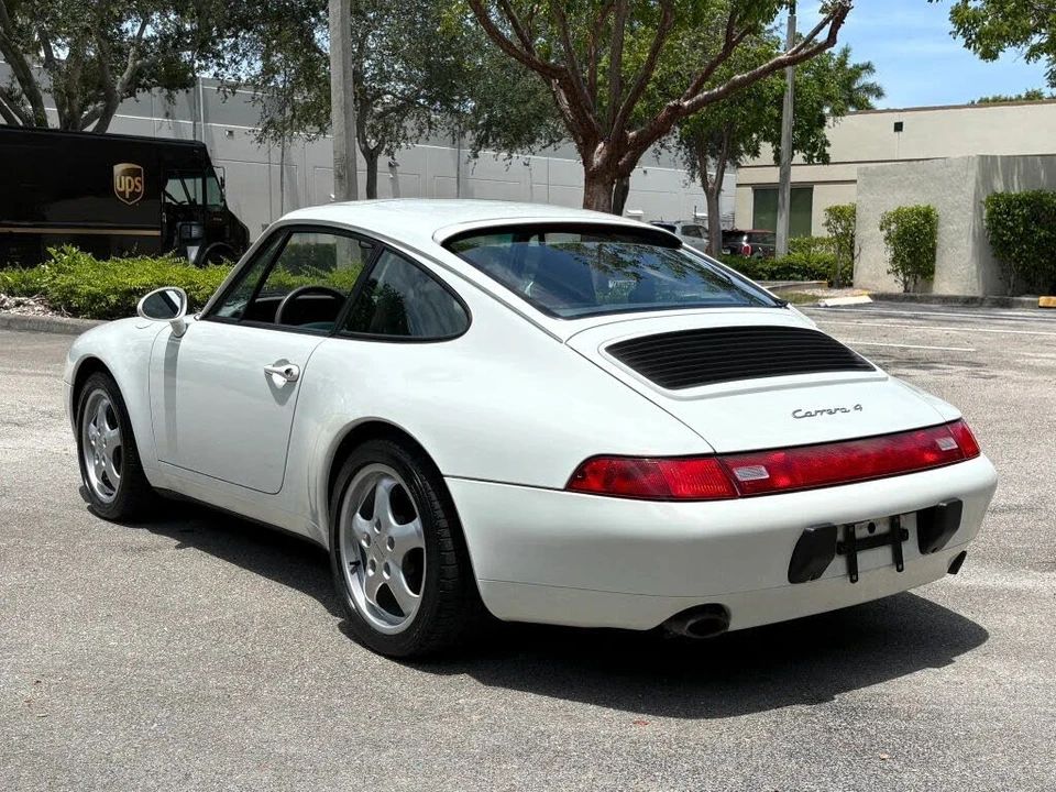 1995 Porsche 993 Carrera - Image 9 of 31