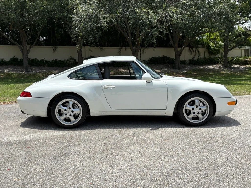 1995 Porsche 993 Carrera - Image 15 of 31