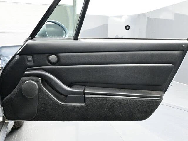 1995 Porsche 993 Carrera - Image 14 of 28