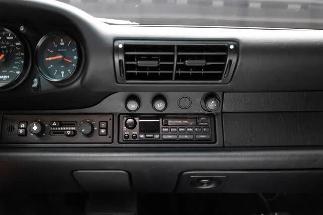 1995 Porsche 993 Carrera - Image 8 of 31