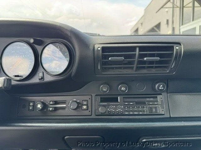 1995 Porsche 993 Carrera - Image 22 of 31