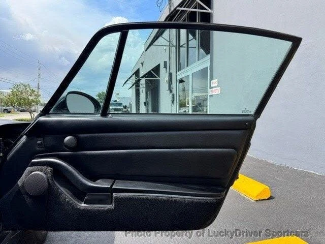 1995 Porsche 993 Carrera - Image 16 of 31